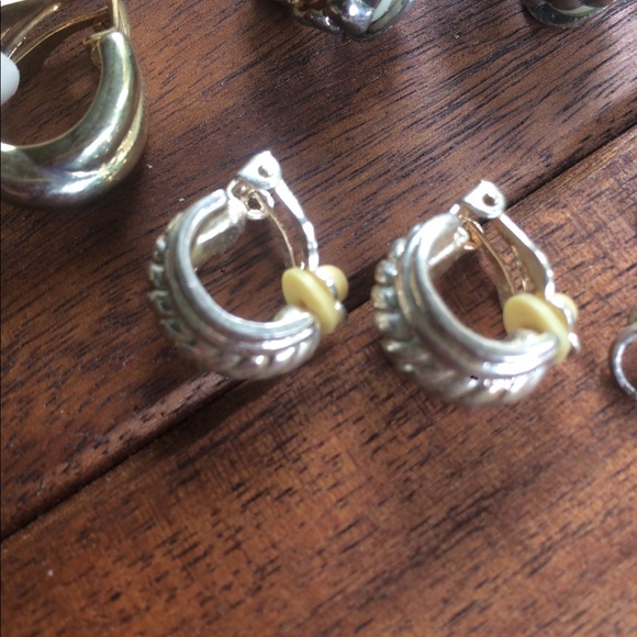 🌀PRICE DROP🌹💟 Vintage Clip-on Lot - 5 - Picture 3 of 5